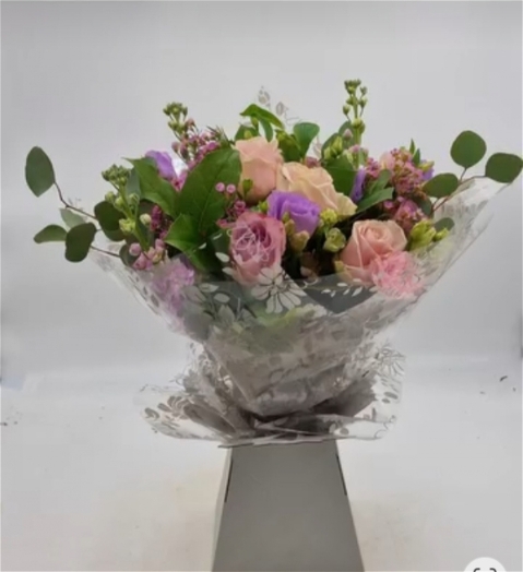 Pastel Rose Gift Box Flowers